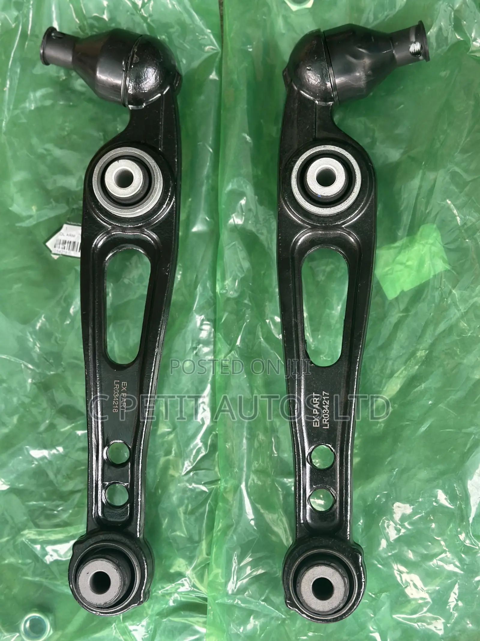 Control Arm Range Rover 2014 (Sports Vogue)