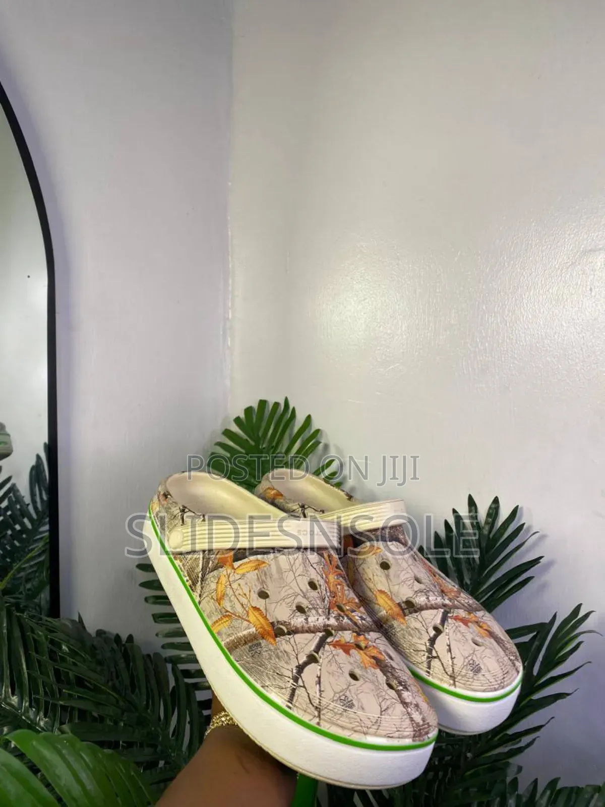 Premium Crocs Bayaband Clogs