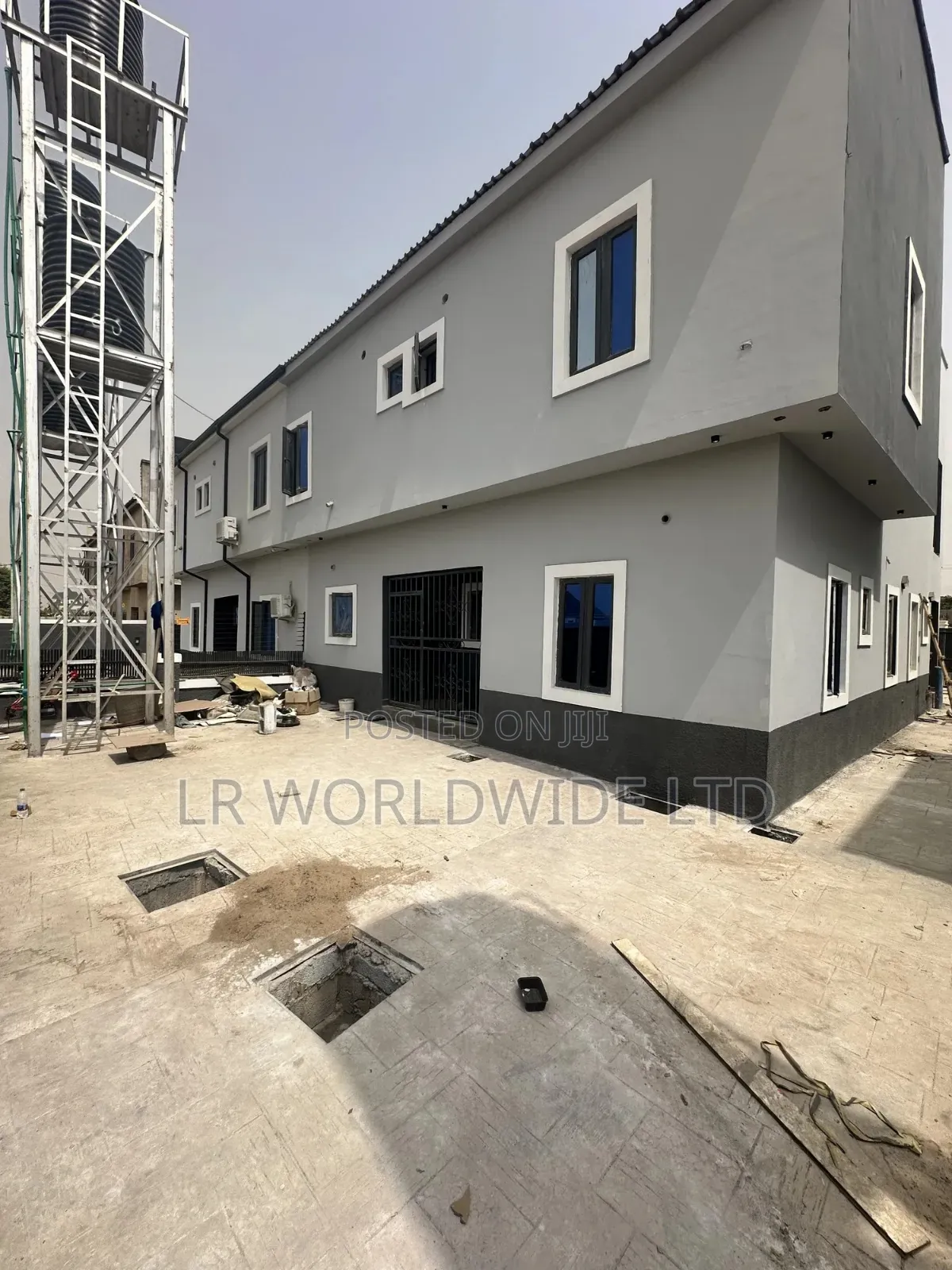 5bdrm Duplex in Lugbe District for sale
