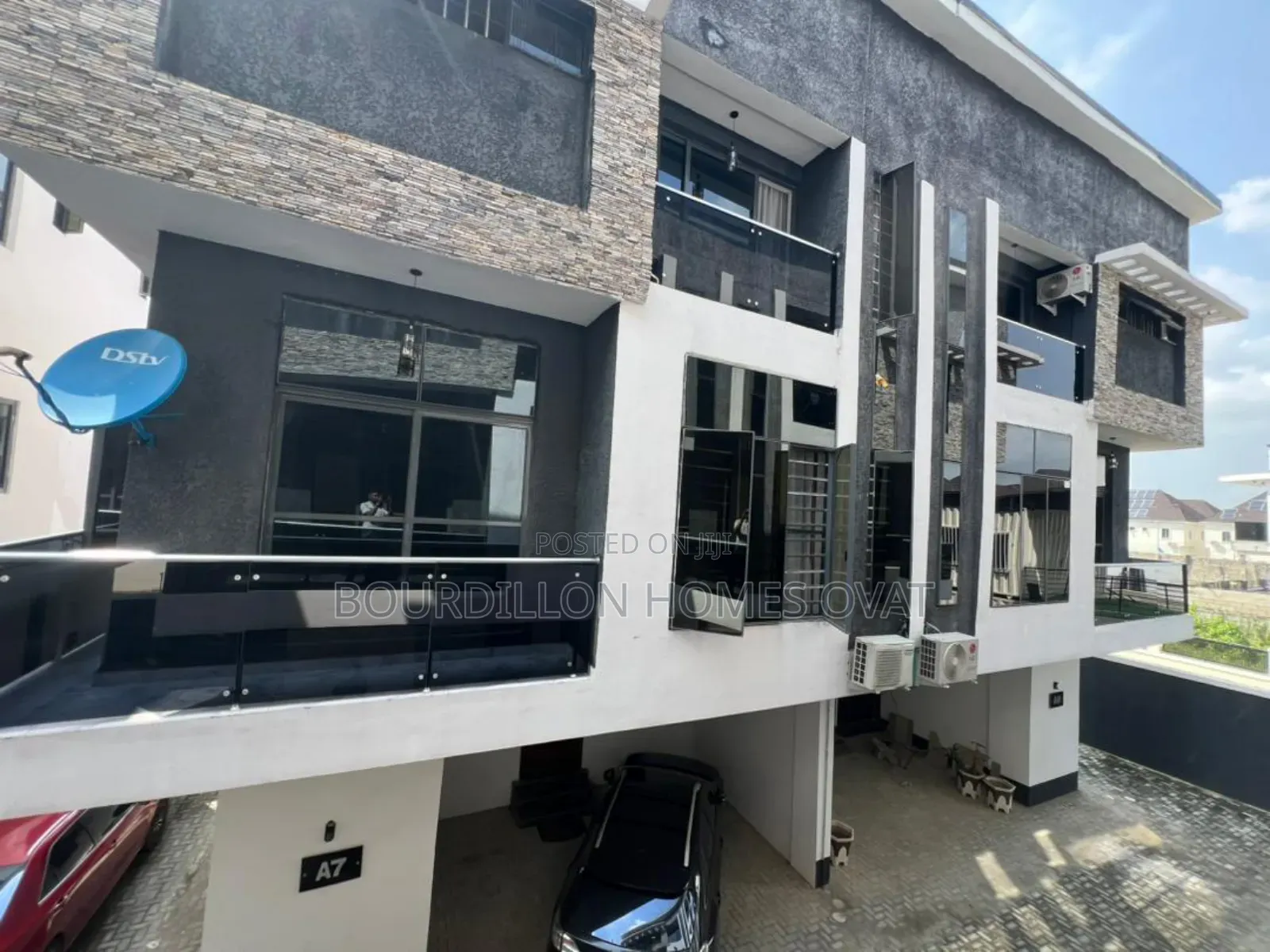 5bdrm Duplex in Ajah Lekki Lagos for sale