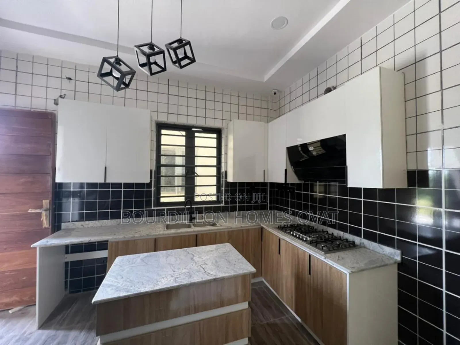 5bdrm Duplex in Ajah Lekki Lagos for sale