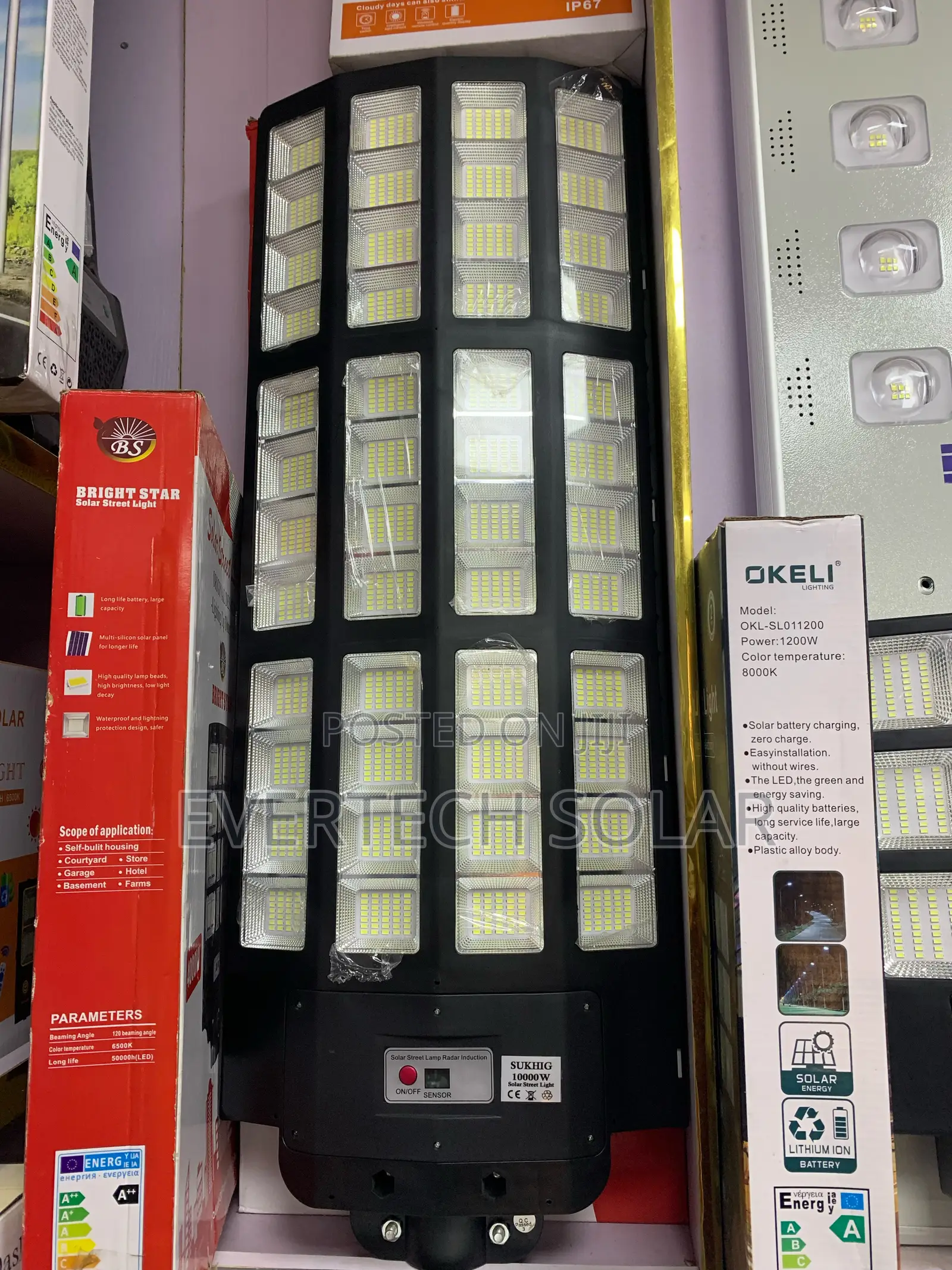 10,000watts Sukhig All In One Solar Street Light