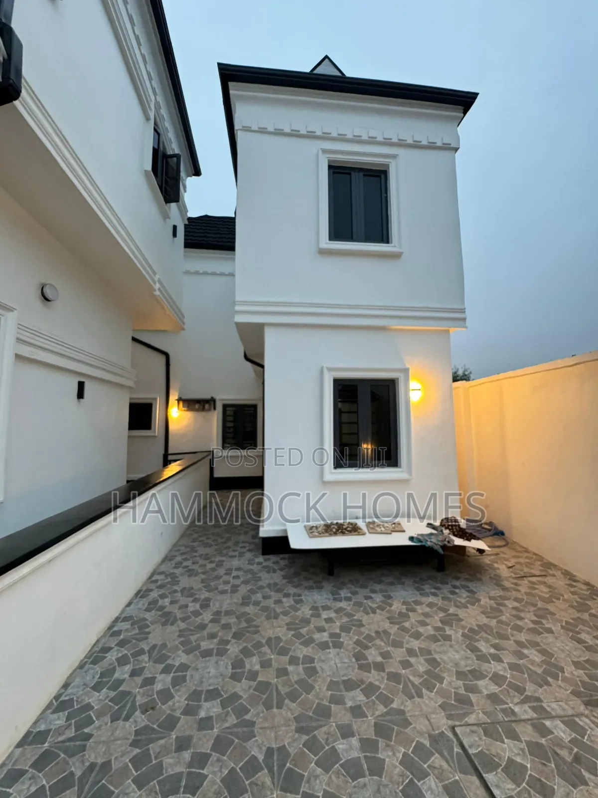 3bdrm Duplex in Kolapo Ishola Gra, Akobo for rent