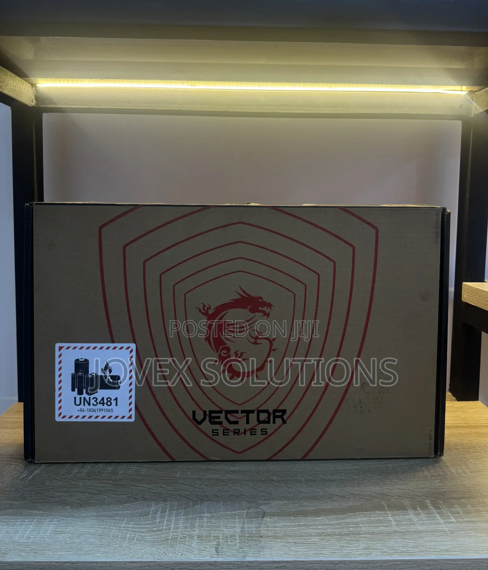 New Laptop MSI Vector 16 HX AI A2XWIG 16GB Intel Core Ultra 9 SSD 1T