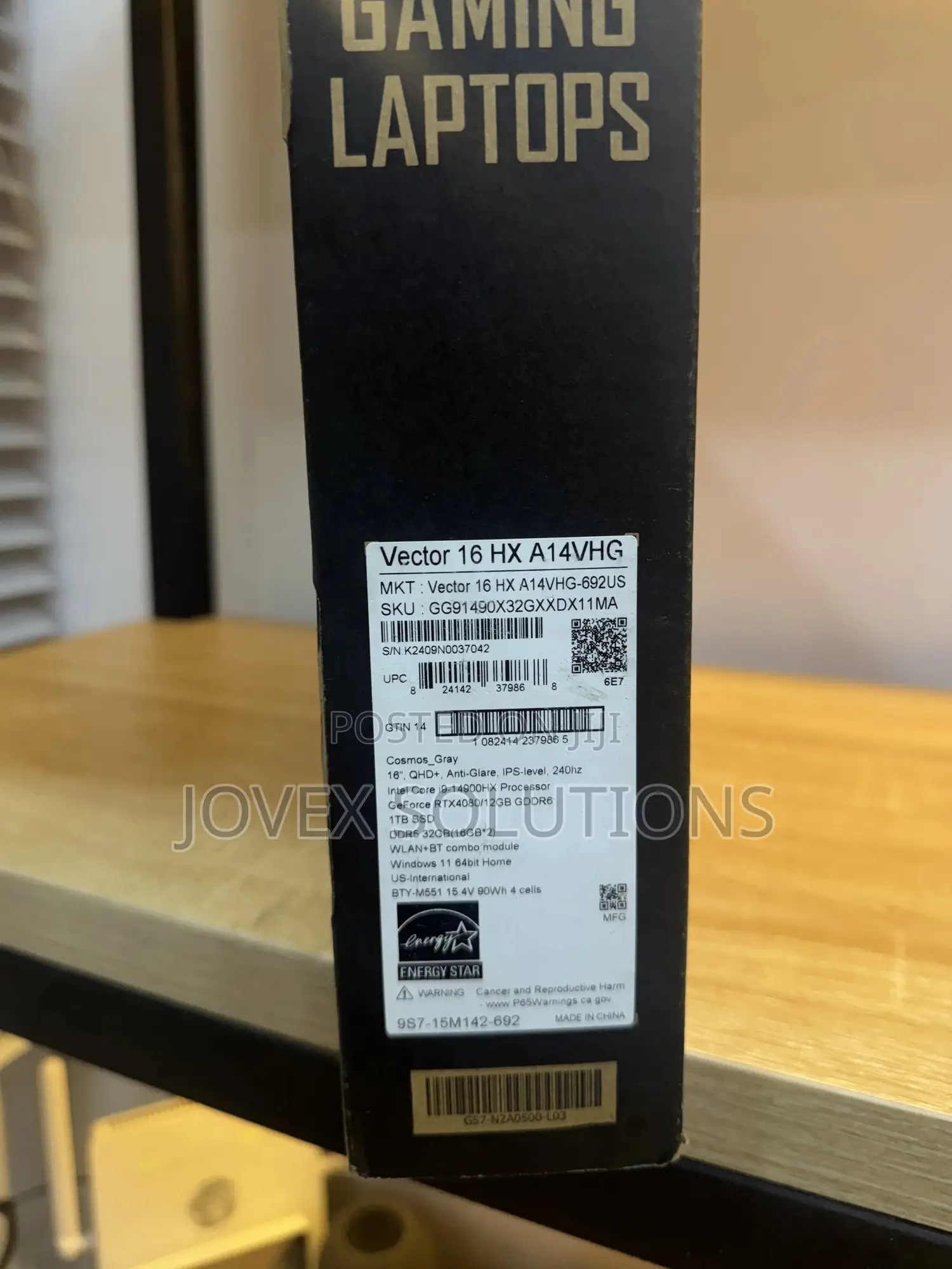 New Laptop MSI Vector 16 HX AI A2XWIG 32GB Intel Core i9 SSD 1T