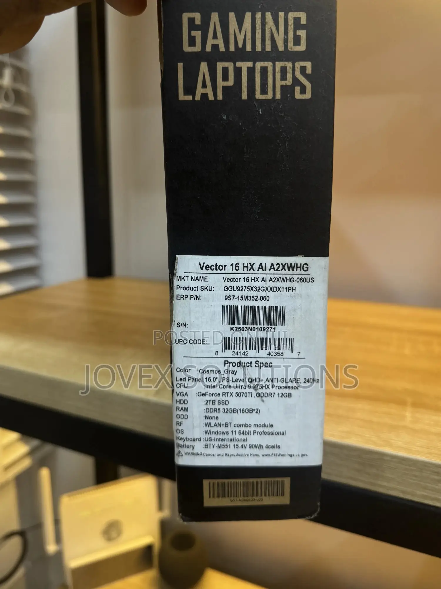 New Laptop MSI Vector 16 HX AI A2XWIG 32GB Intel Core Ultra 9 SSD 1T