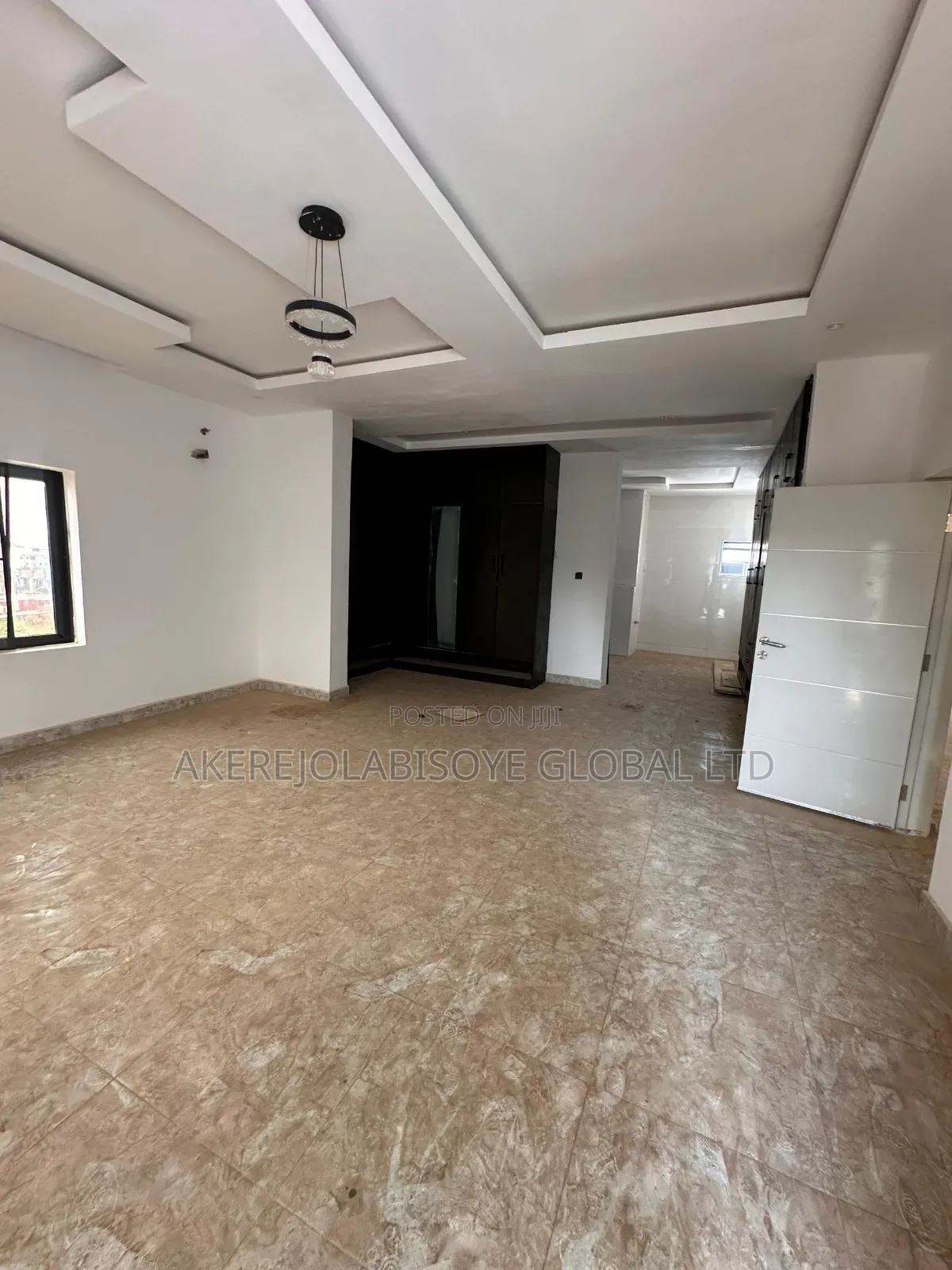 5bdrm Duplex in Guzape, Abuja for sale