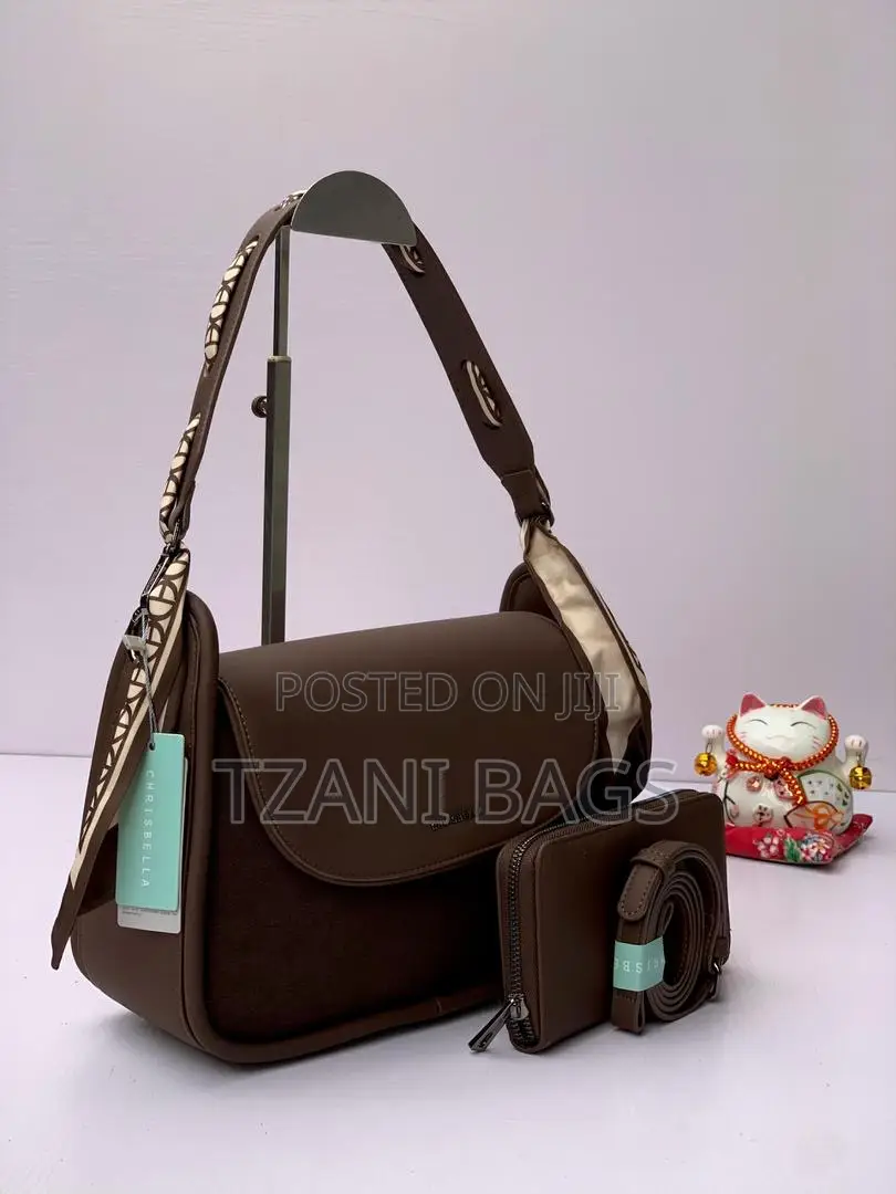 Fashion Handbag by Chrisbella