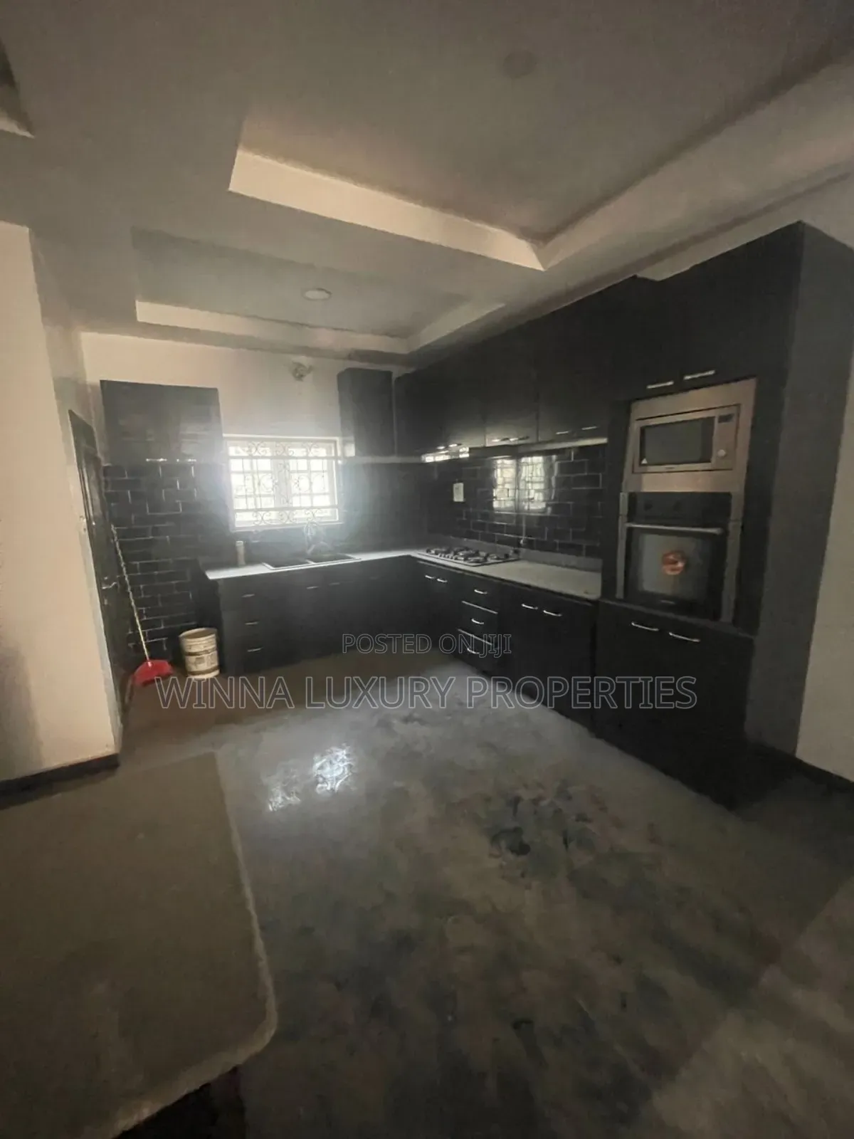 4bdrm Duplex in Rainbow Estate, Lugbe District for rent