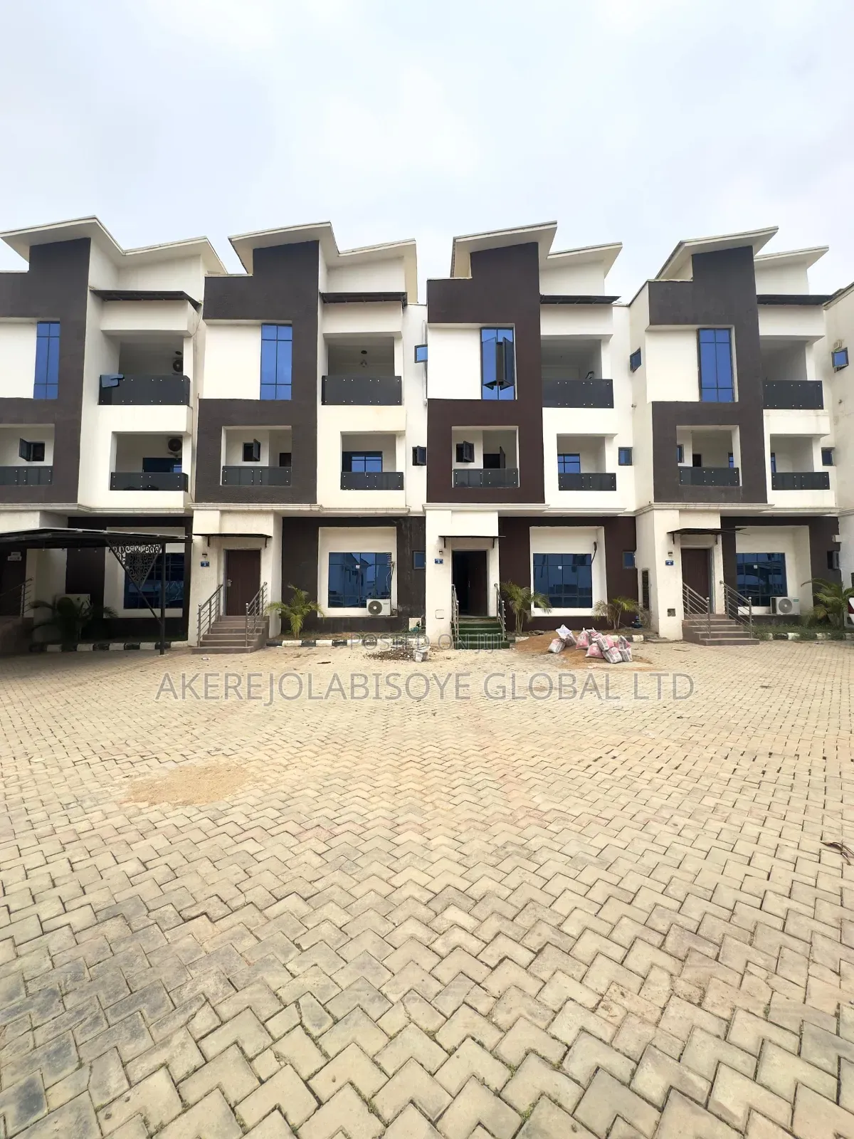 4bdrm Duplex in Jahi Gilmore, Abuja for rent