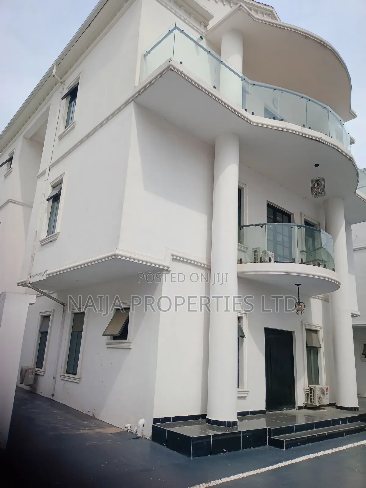 5bdrm Duplex in Banana Island, Ikoyi for rent