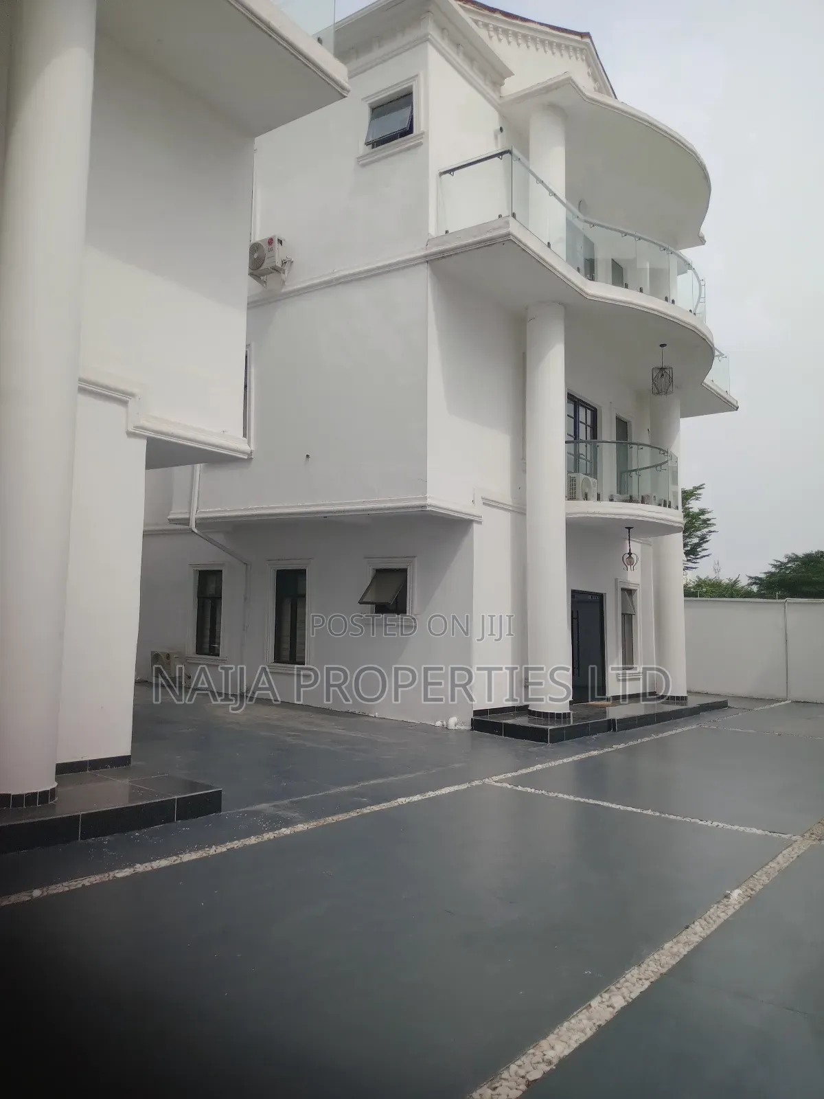 5bdrm Duplex in Banana Island, Ikoyi for rent