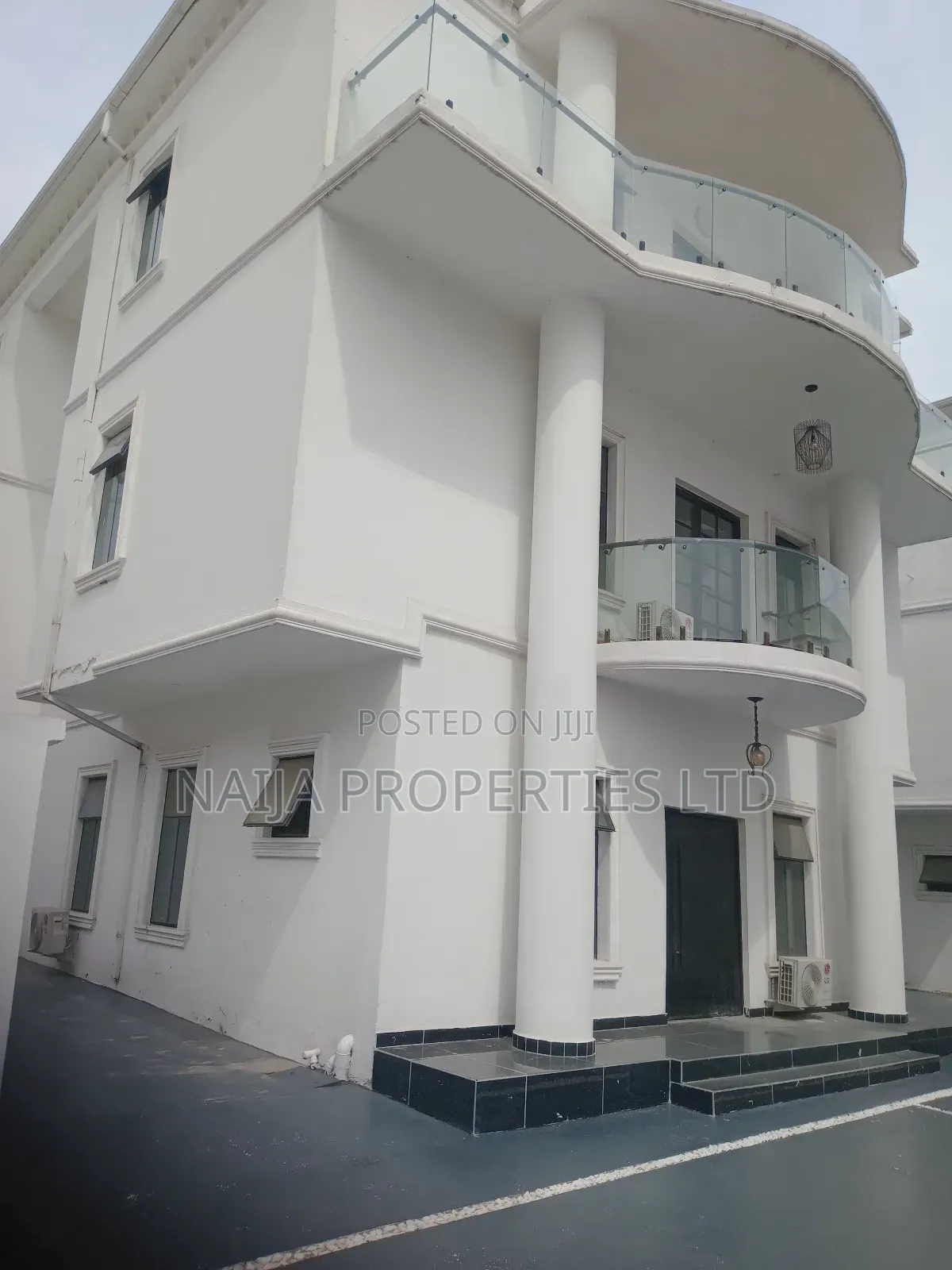 5bdrm Duplex in Banana Island, Ikoyi for rent