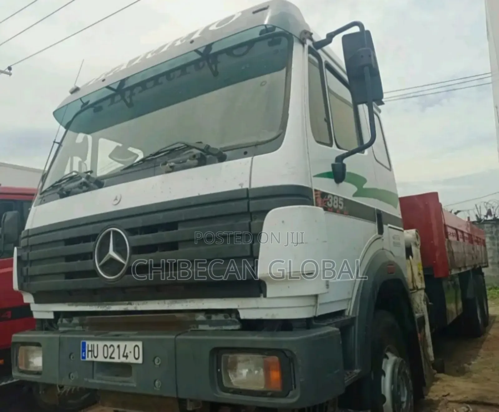 Mercedes Benz Truck With 22 Tons Hiab Crane and 10 Tyres (Tokunbo)