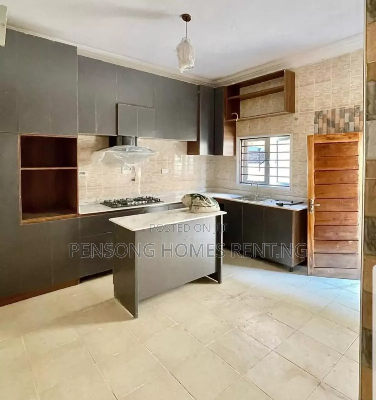 4bdrm Duplex in Ikota Villa for rent