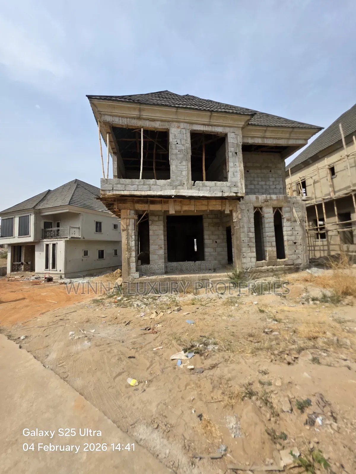 6bdrm Duplex in In An Estate At for sale