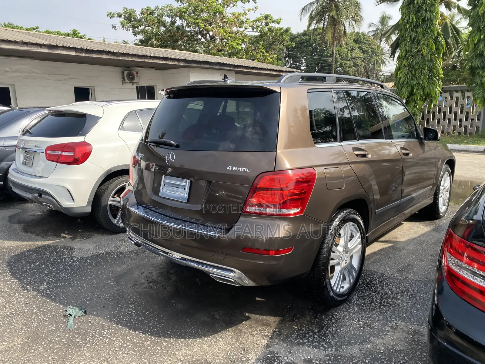 Mercedes-Benz GLK-Class Base GLK 350 4dr AWD 4MATIC (3.5L 6cyl 7A) 2015