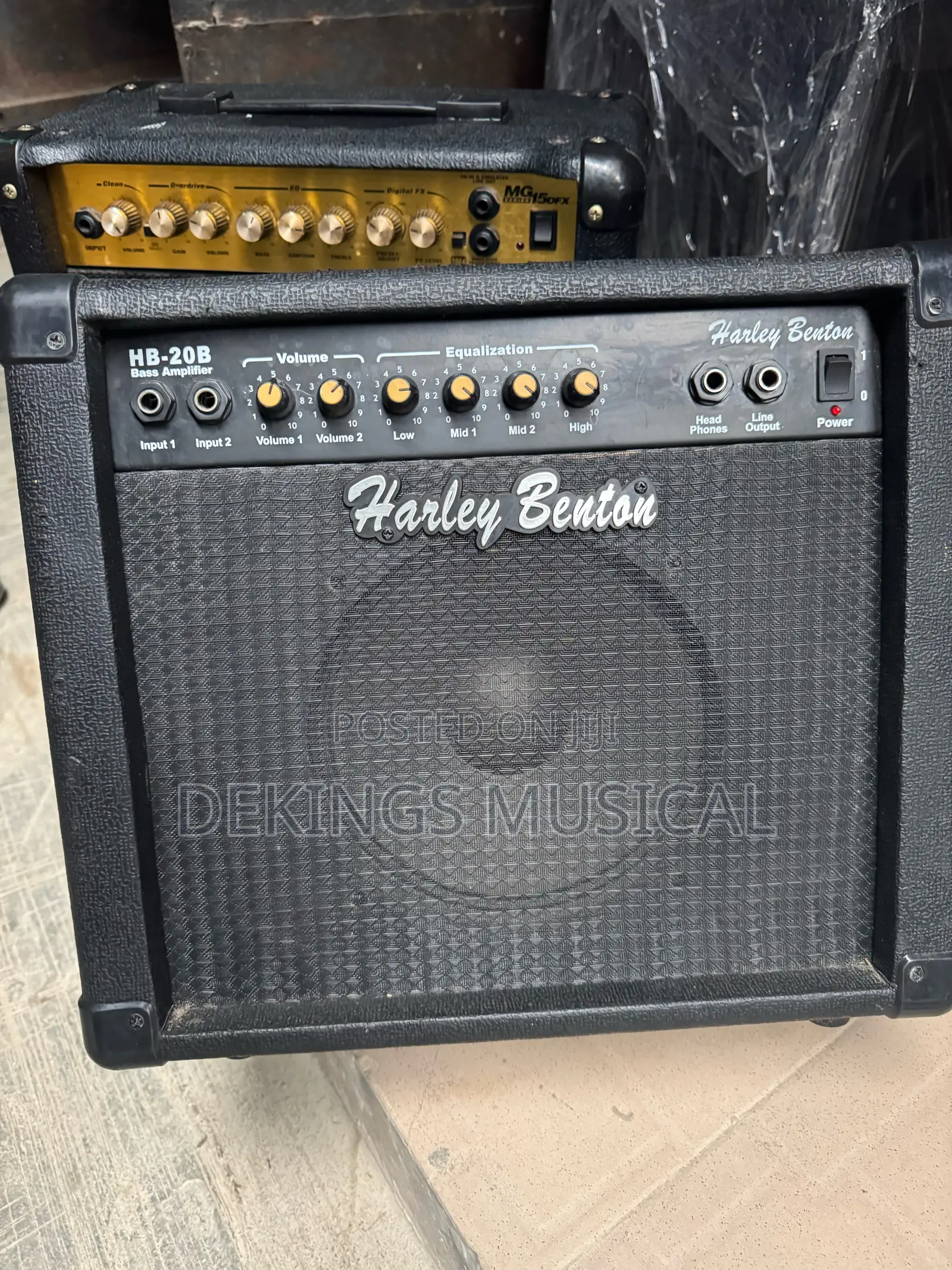 Tokunbo Bass Guitar Combo Amplifier