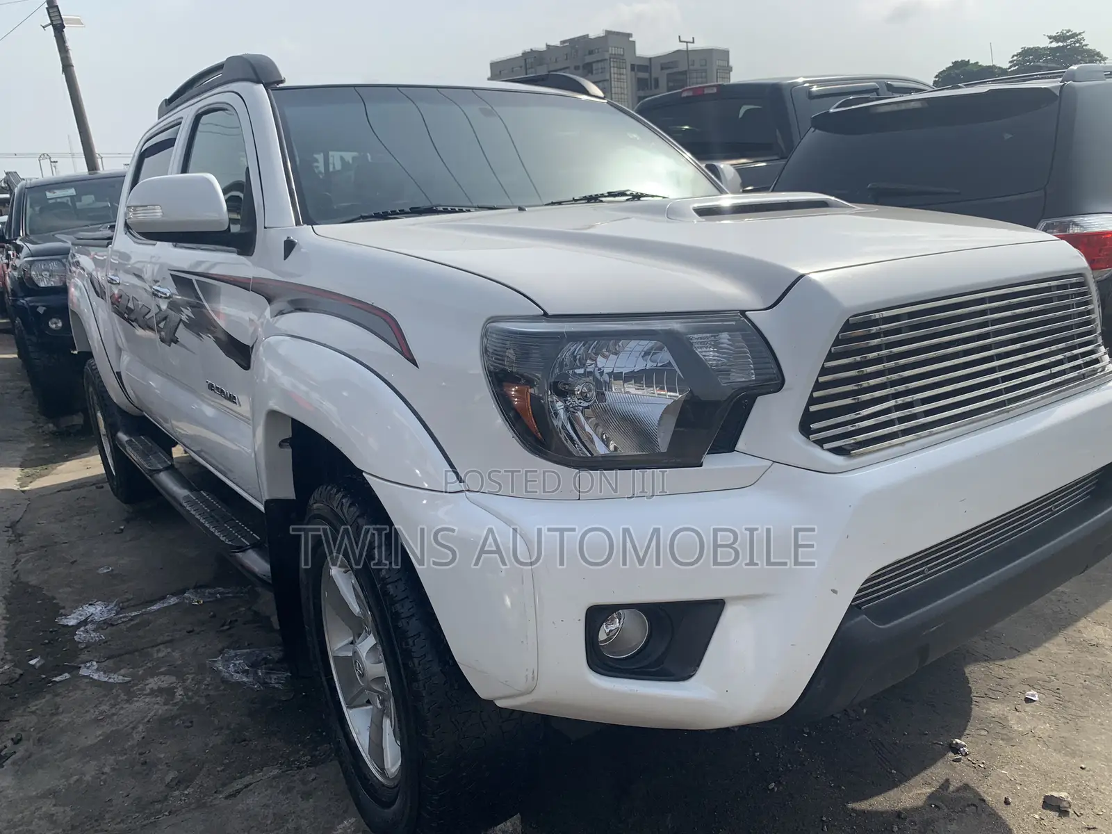 Toyota Tacoma TRD PRO V6 4dr Double Cab 4WD 5.0 ft. SB (4.0L 6cyl 6M)