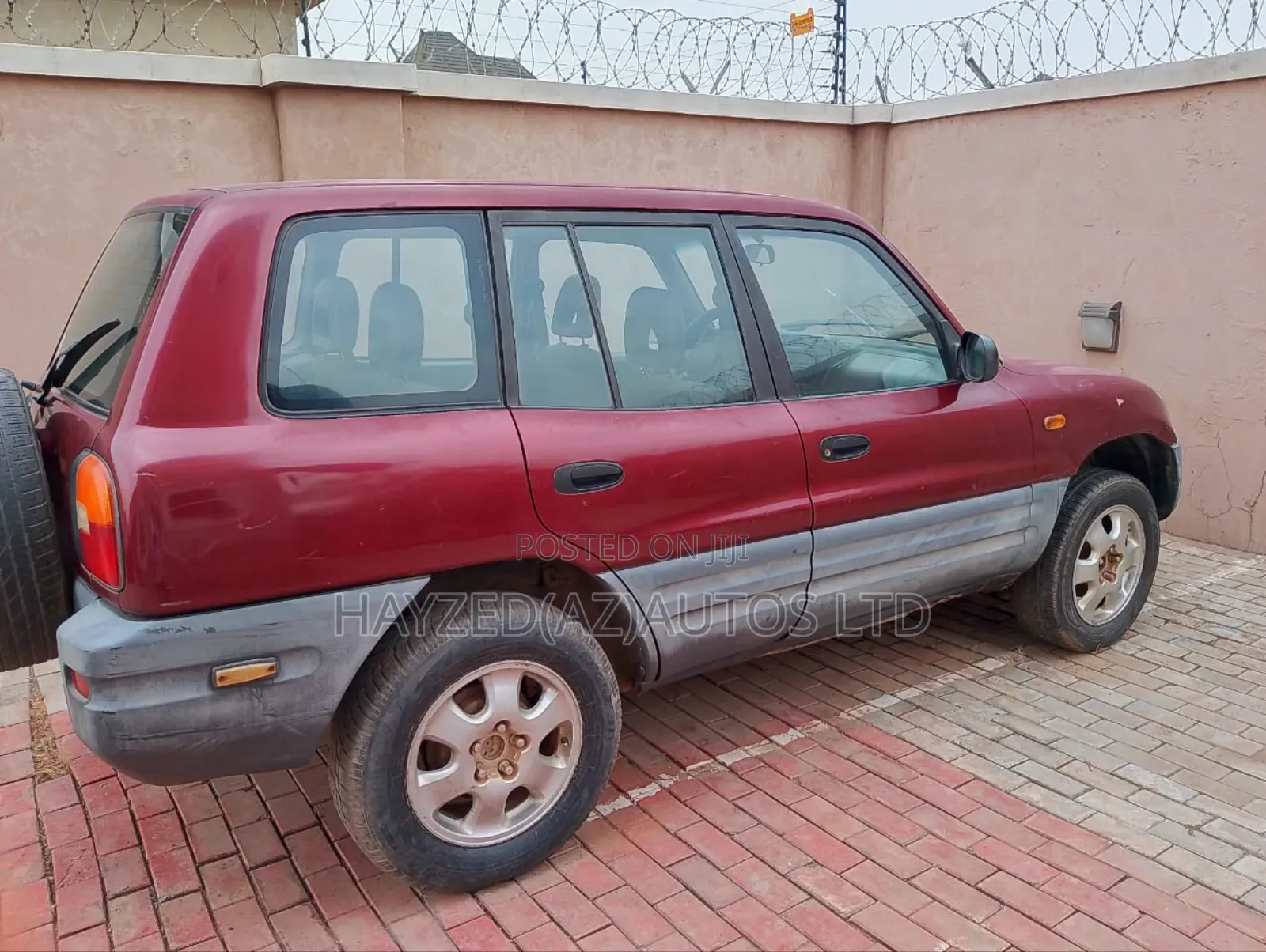 Toyota RAV4 Base AWD 2001 Pink