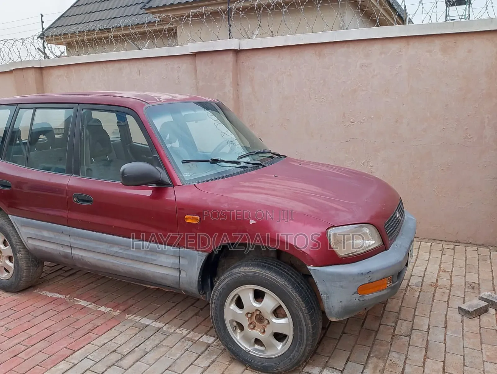 Toyota RAV4 Base AWD 2001 Pink
