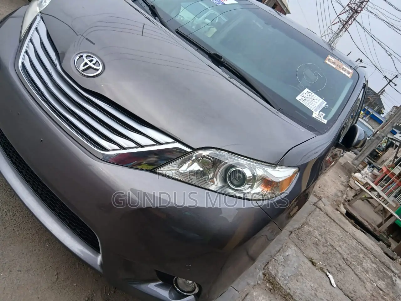 Toyota Sienna Limited 7 Passenger 2011 Gray