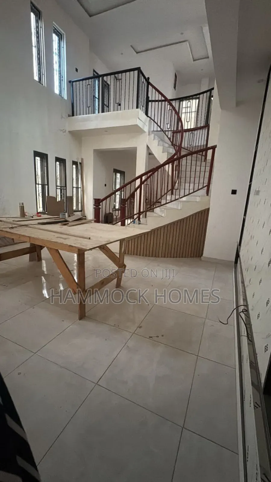 4bdrm Penthouse in New Bodija Estate for sale