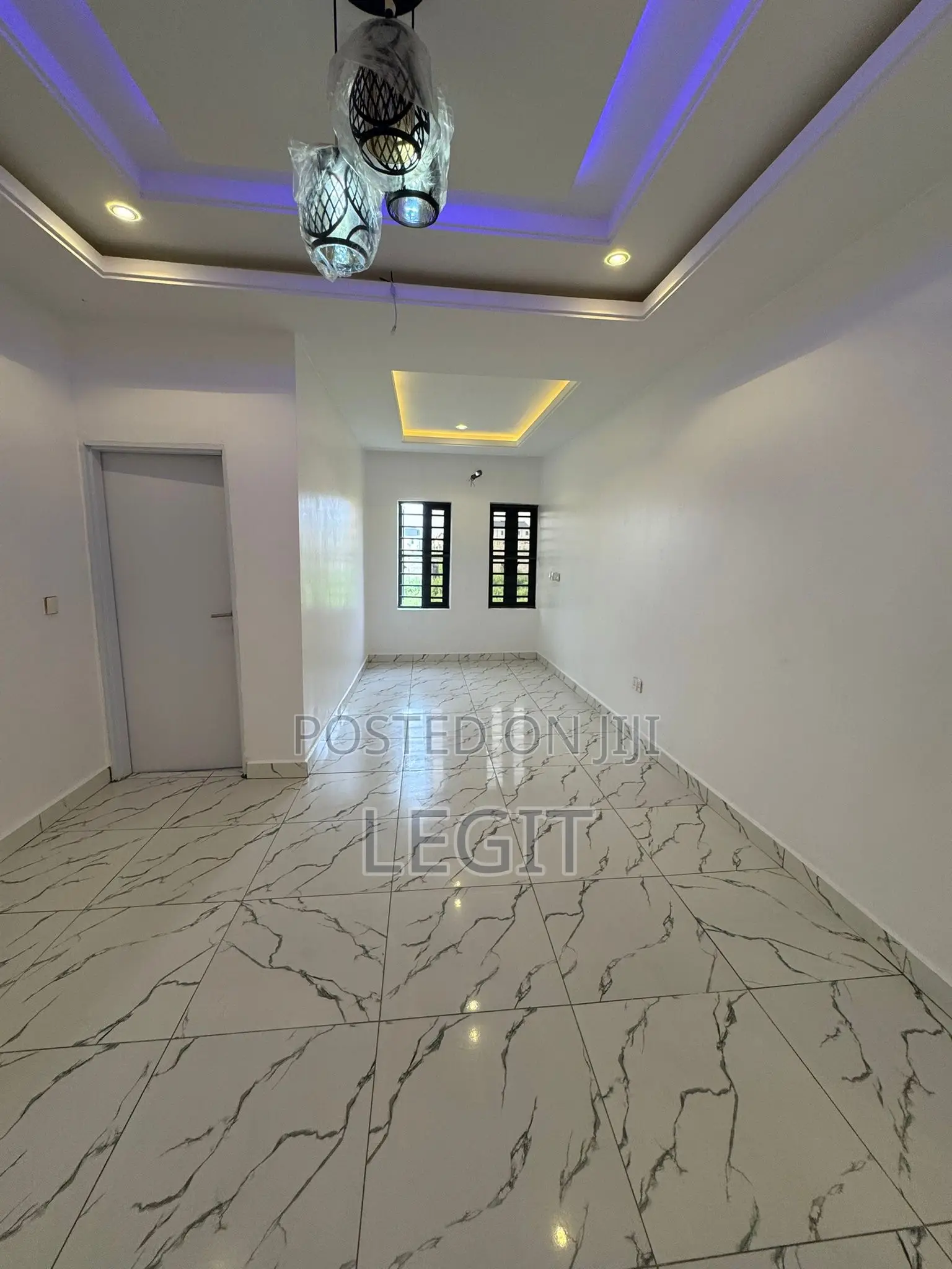 4bdrm Duplex in Lugbe District for sale