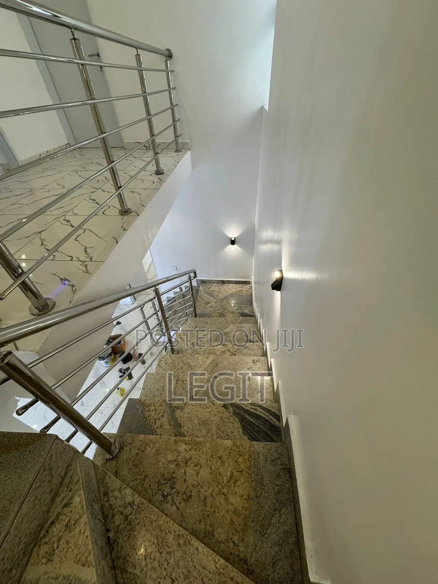 4bdrm Duplex in Lugbe District for sale