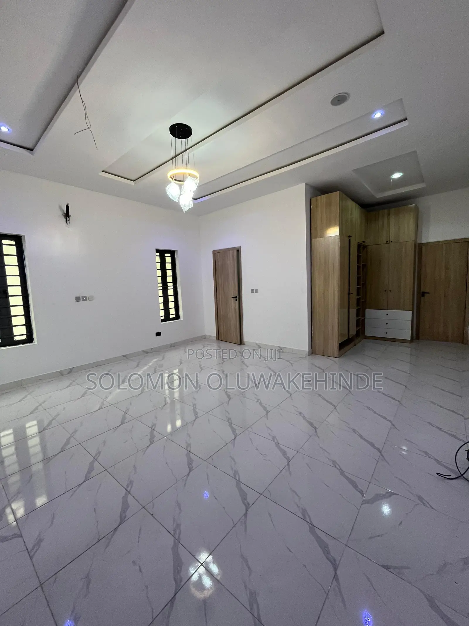 4bdrm Duplex in Lekky County, Ikota for sale