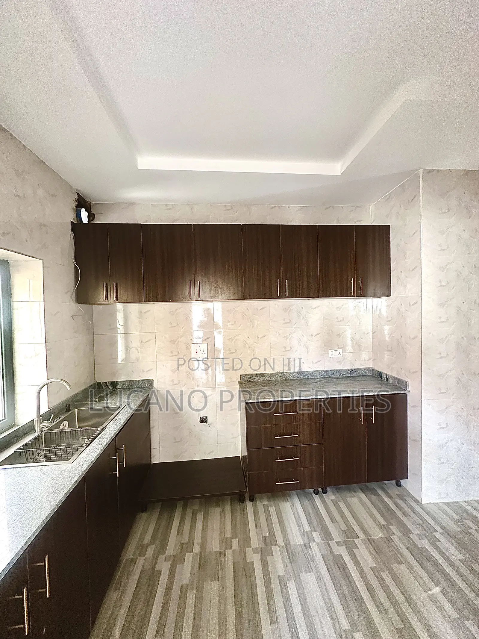 3bdrm Block of Flats in Wuye District for sale