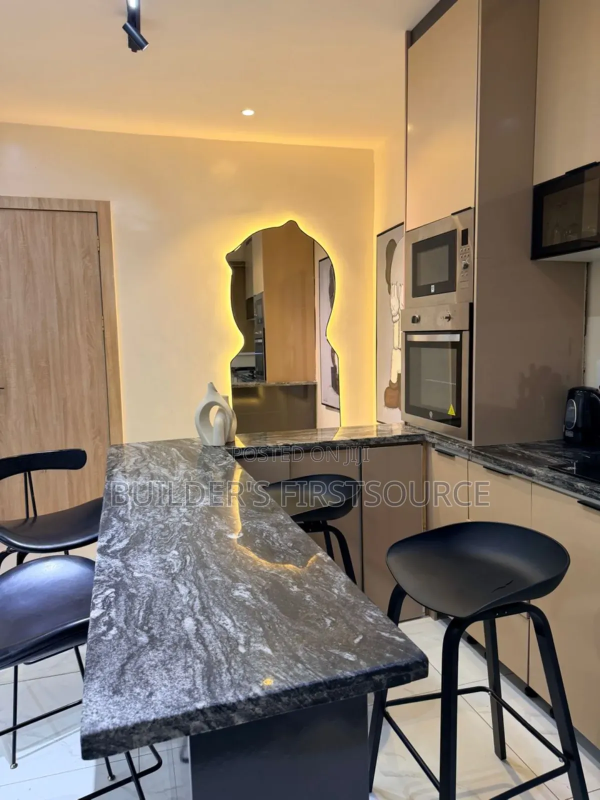 2bedroom Apartment
in Chevron,Bera Estate With Ps5