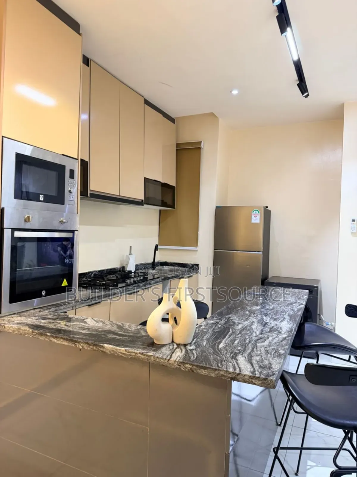 2bedroom Apartment
in Chevron,Bera Estate With Ps5