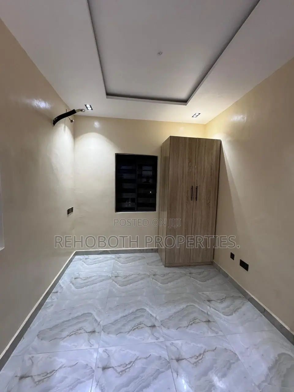 3bdrm Duplex in Kolapo Ishola, Akobo for rent