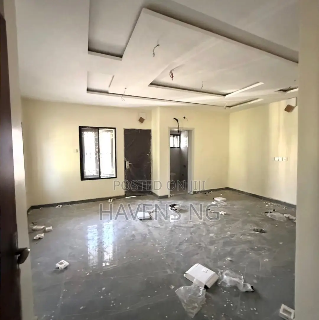 4bdrm Duplex in Zone 2 / Wuse for sale