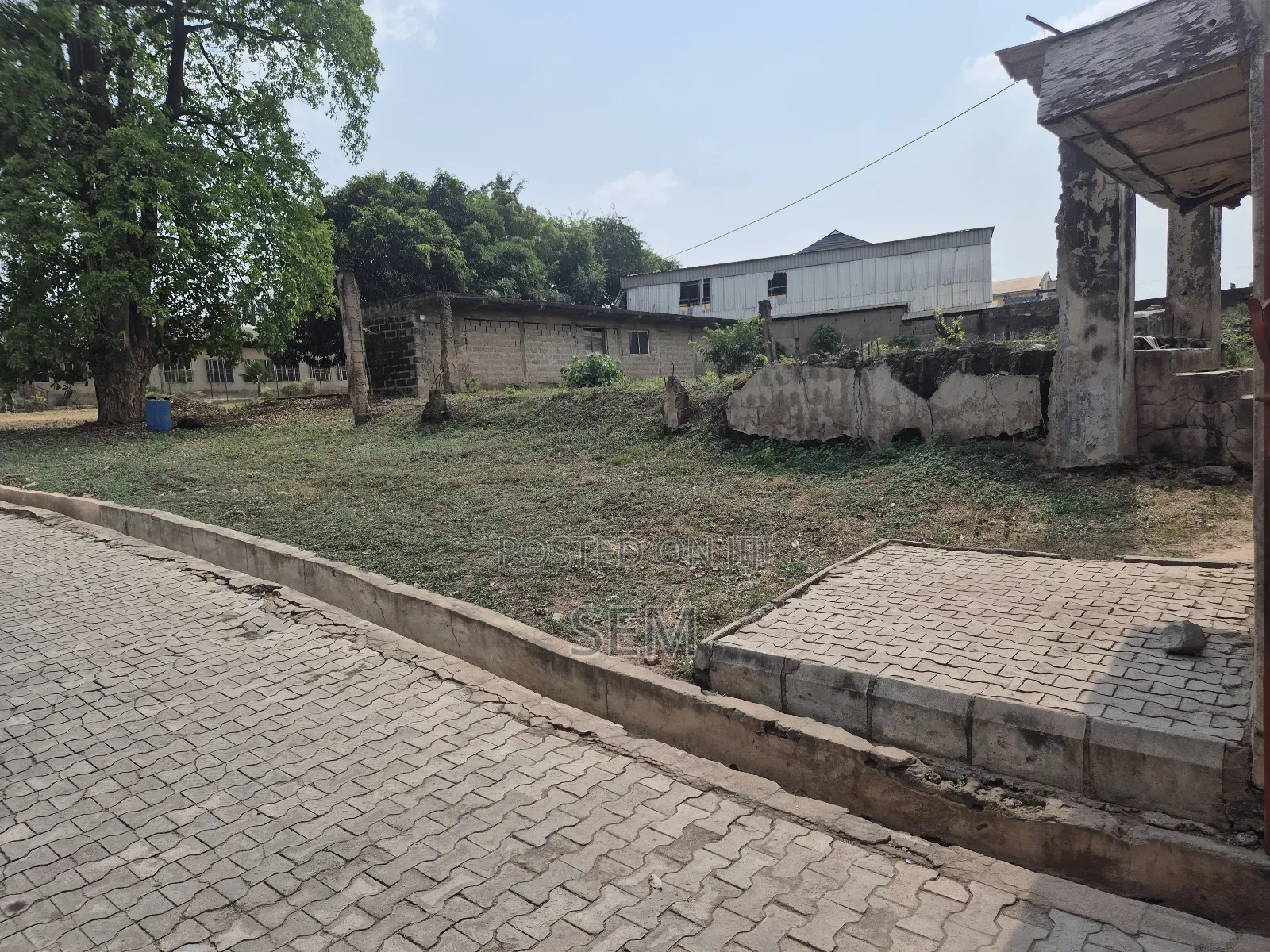 Commercial (8847sqm) Property With a Large Warehouse at Podo Ibadan