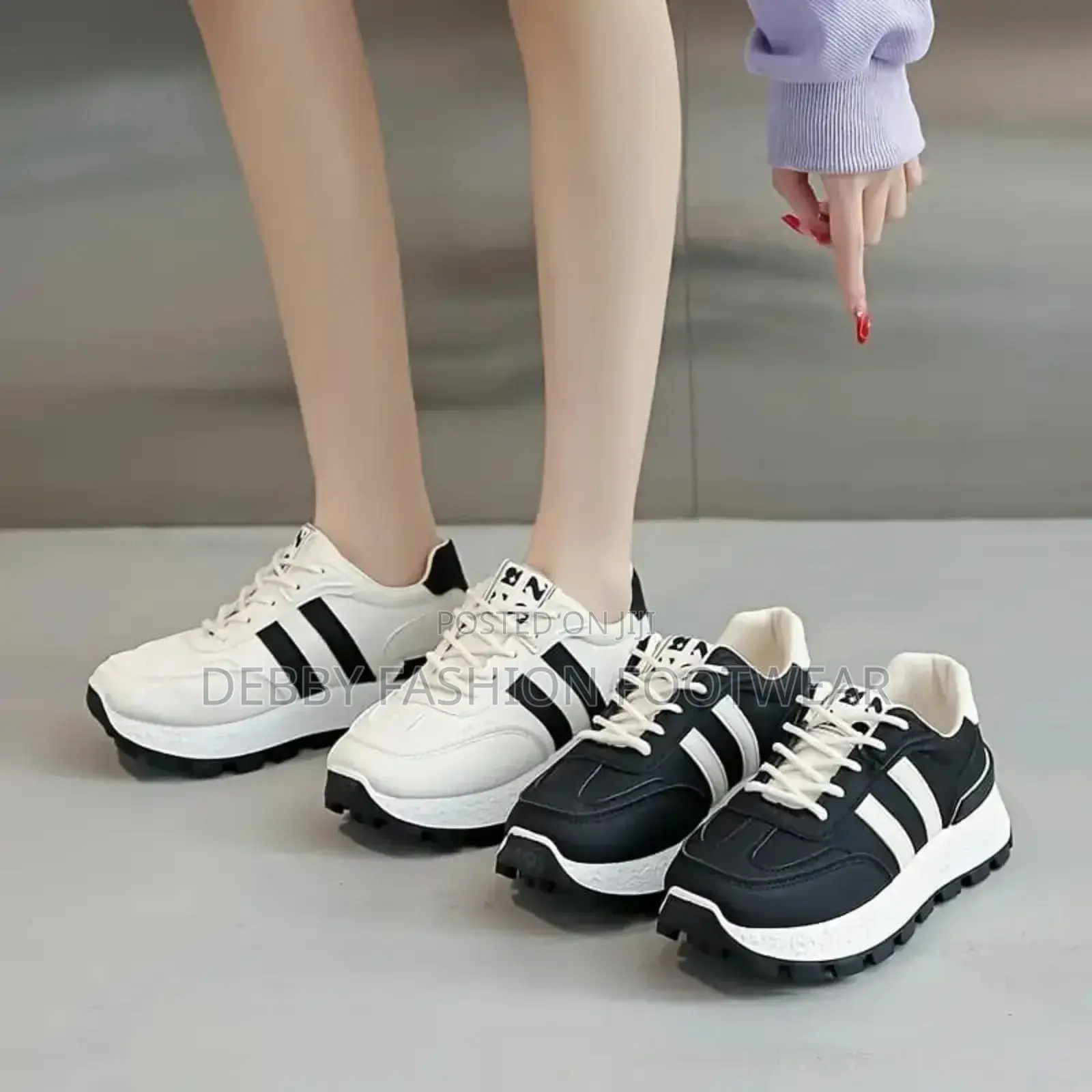 Trendy and Stylish Female Sneakers, Perfect for Everyday Wear.