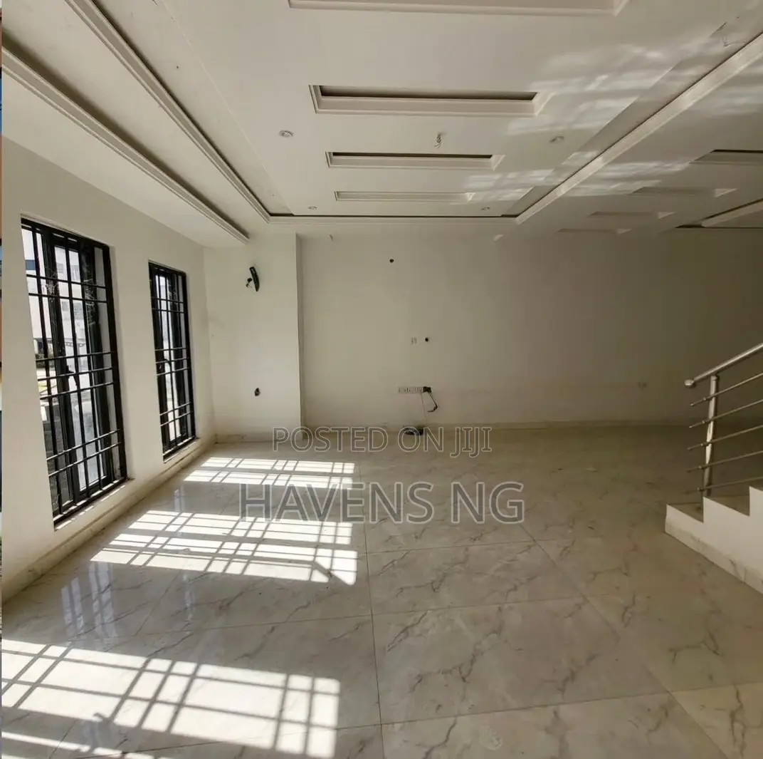 4bdrm Duplex in Apo Resettlement for sale