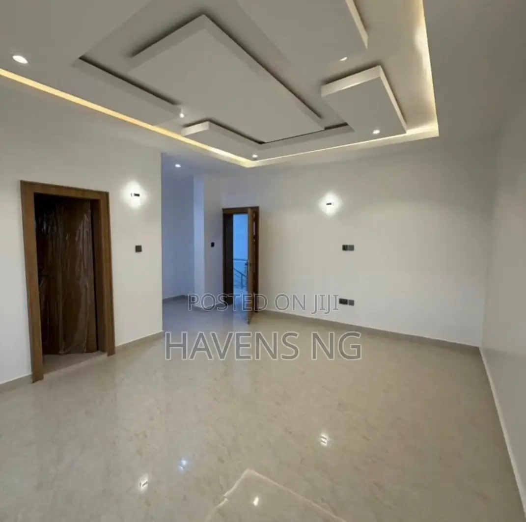 4bdrm Duplex in Jahi for sale