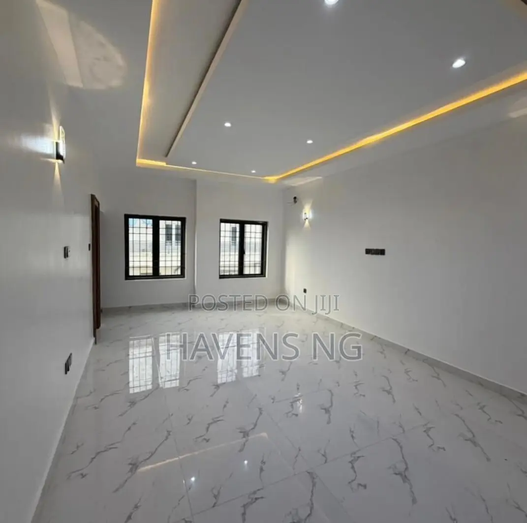 4bdrm Duplex in Jahi for sale