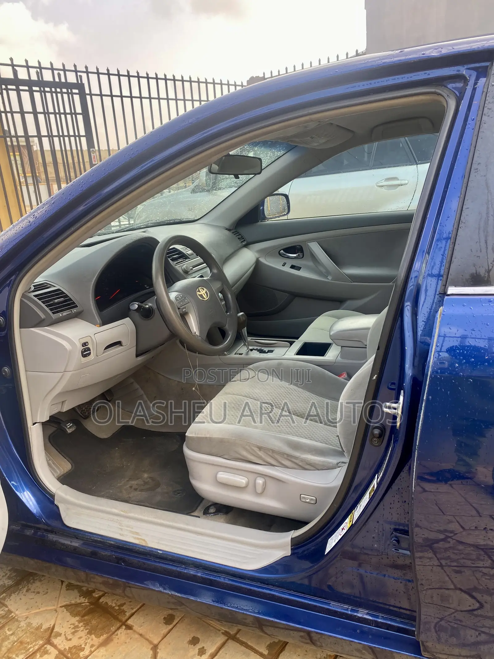 Toyota Camry LE 4dr Sedan (2.4L 4cyl 5A) 2009 Blue