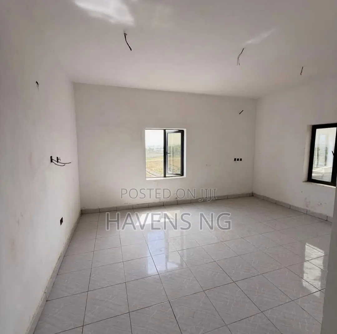 3bdrm Apartment in Life Camp for sale