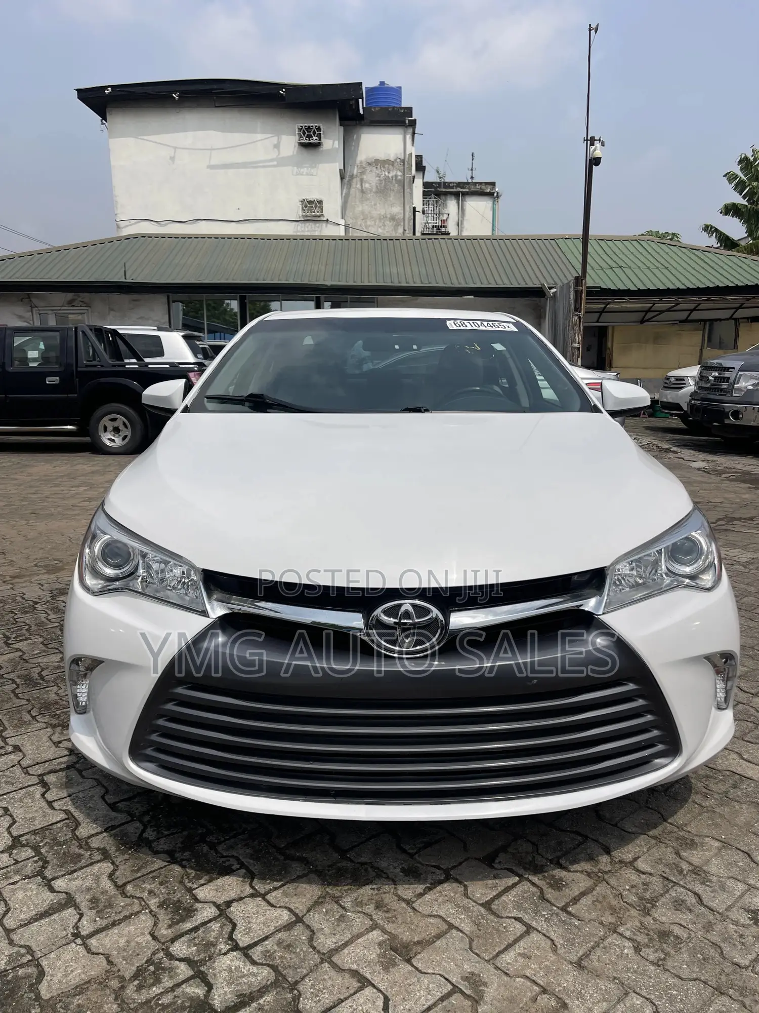 Toyota Camry 2016 White