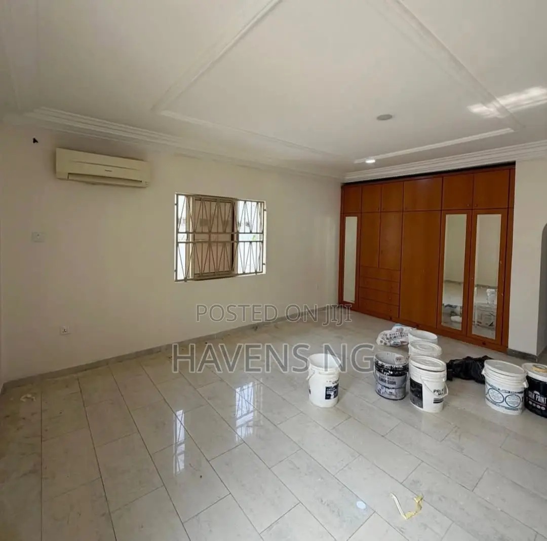 6bdrm Duplex in Maitama for sale