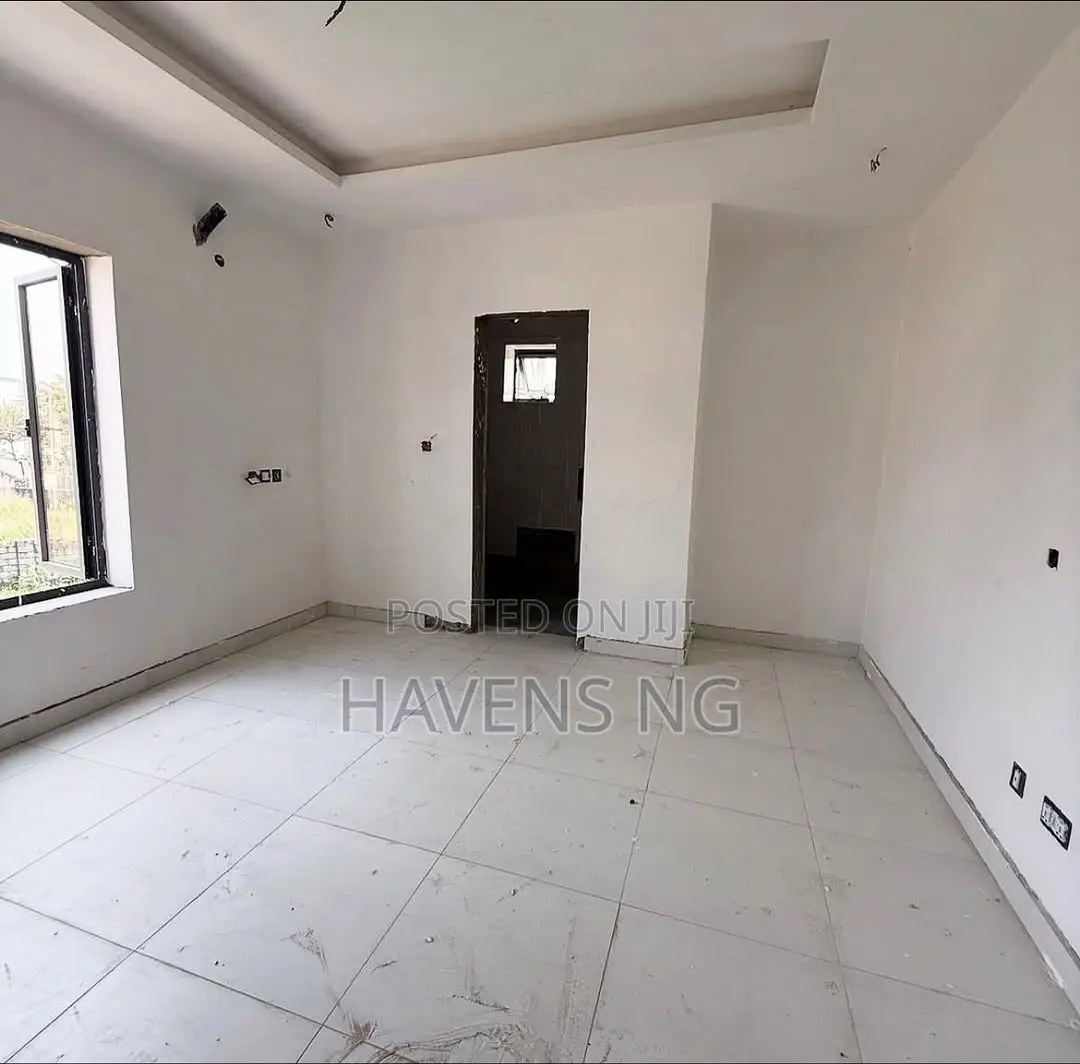 3bdrm Duplex in Life Camp for sale