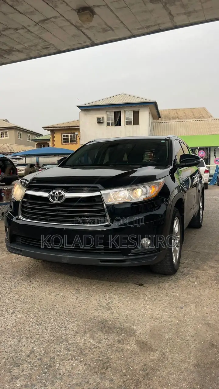 Toyota Highlander Limited Platinum 4x4 V6 (3.5L 6cyl 8A) 2017 Black