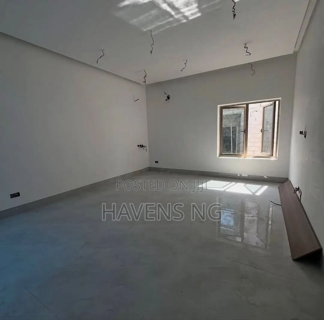 4bdrm Duplex in Mabushi for sale