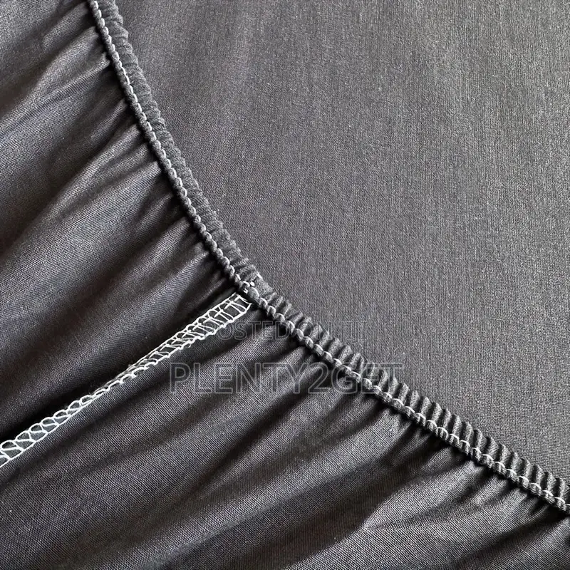 1pc a New Light Beige-Friendly Soft and Comfortable Fitted Sheet Suita