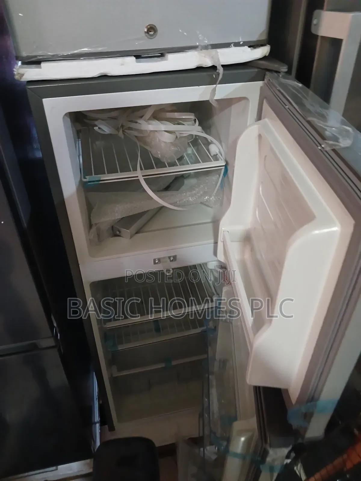 Lg Refrigerator 200 Litters