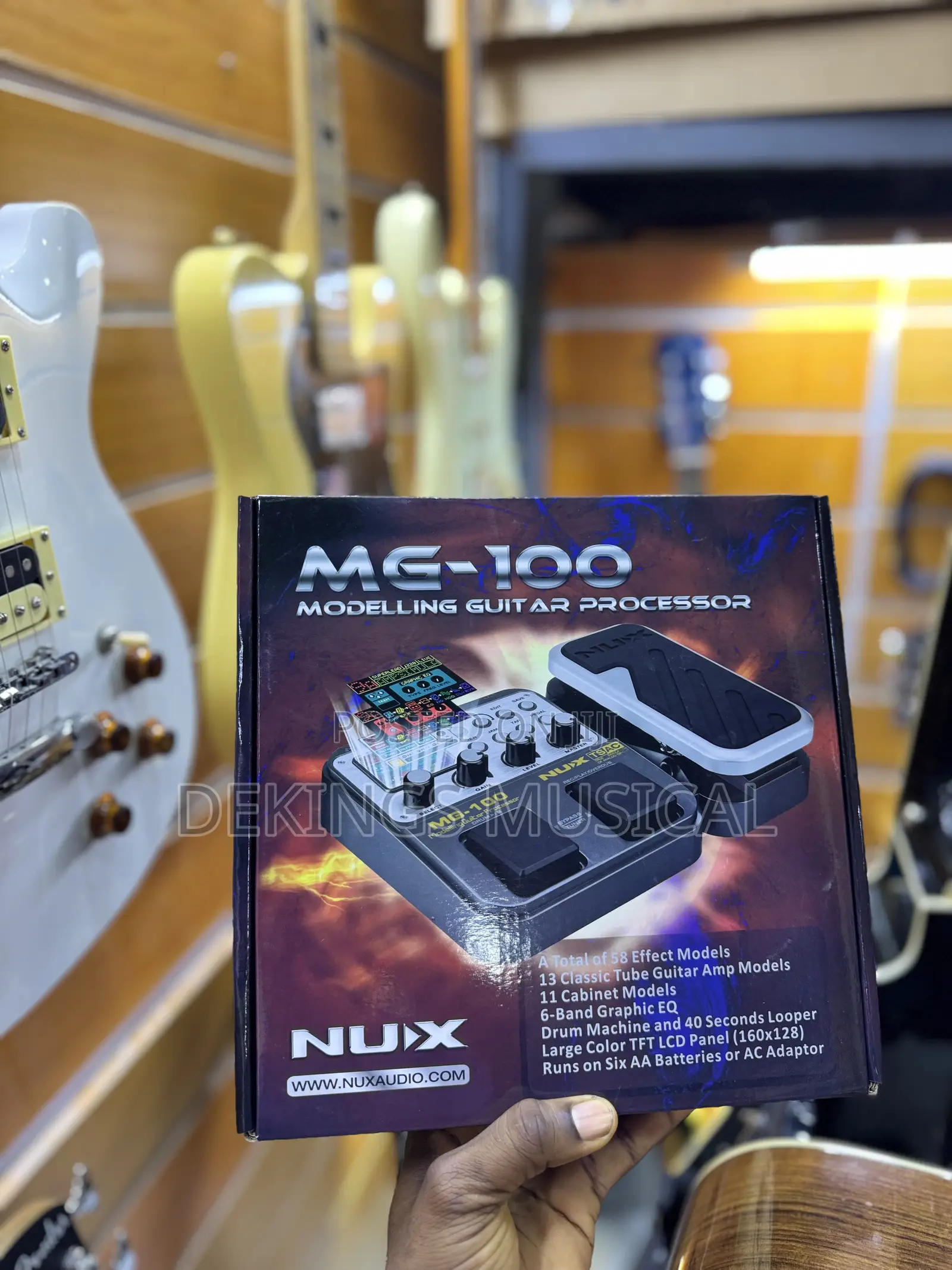 Nux Mg-100 Guitar Modeling Effects Processor